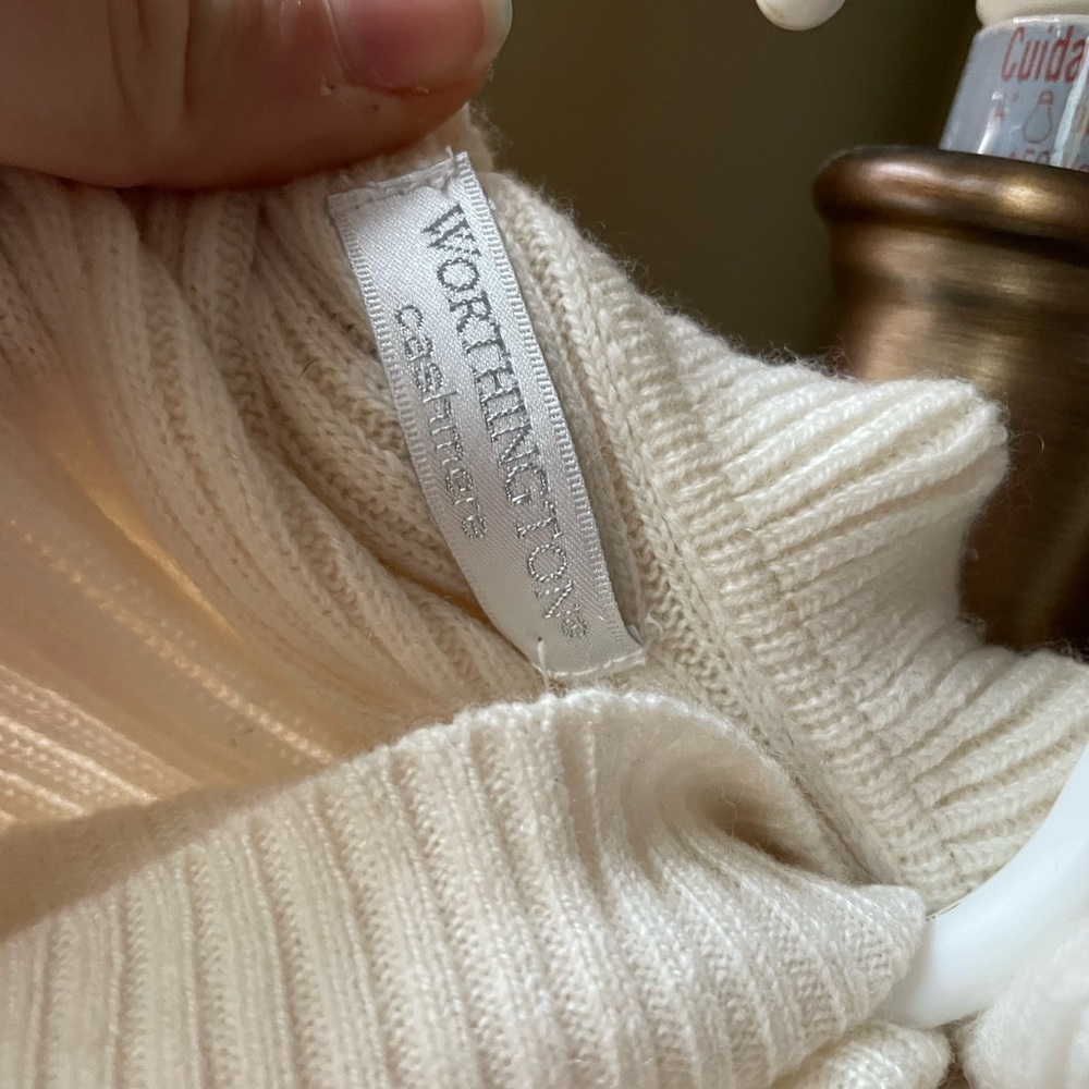 Worthington Ivory white cashmere turtle neck sweater - Picture 3 of 9